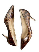 Load image into Gallery viewer, salvatore ferragamo Size 9 Tortoise Shoes