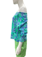 Load image into Gallery viewer, Lilly Pulitzer Size xs Blue &amp; Green Top