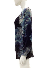 Load image into Gallery viewer, johnny was collection Size Small Blue &amp; purple Blazers