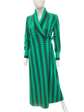 Load image into Gallery viewer, Made In Italy Size S/M Black &amp; Green Duster