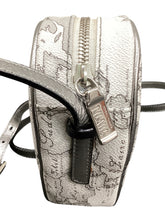 Load image into Gallery viewer, Alviero Martini White Purse