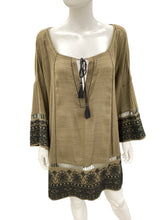Load image into Gallery viewer, free people Size Large Olive &amp; Black Top