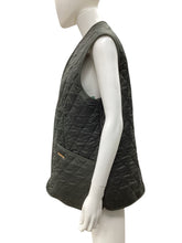 Load image into Gallery viewer, Barbour Size 14 olive Vest