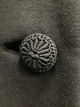 Load image into Gallery viewer, Size M/L Black Coat