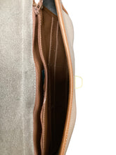 Load image into Gallery viewer, dooney &amp; bourke Beige Purse