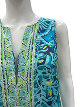 Load image into Gallery viewer, Lilly Pulitzer Size Small Blue Print Dress
