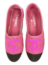 Load image into Gallery viewer, CHANEL Size 8 Pink Shoes