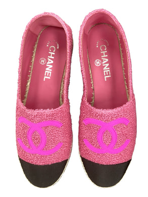 CHANEL Size 8 Pink Shoes