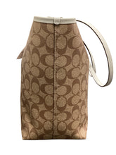 Load image into Gallery viewer, Coach Purse