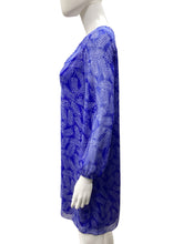 Load image into Gallery viewer, Diane Von Furstenberg Size 6 Blue &amp; White Dress