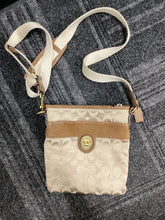 Load image into Gallery viewer, Coach Brown Pullover