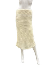 Load image into Gallery viewer, benetton Size S/M Ivory Skirt