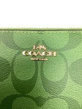 Load image into Gallery viewer, Coach Green Wallet
