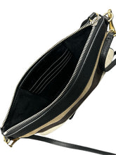 Load image into Gallery viewer, BURBERRY Purse