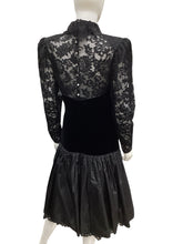 Load image into Gallery viewer, emanual ungaro Size 4 Black Dress