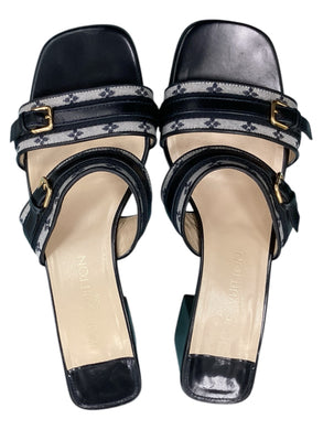 Louis Vuitton Size 9 Navy Shoes