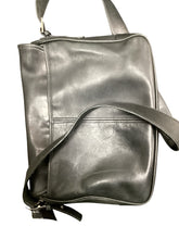 Load image into Gallery viewer, Coach Black Purse