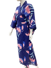 Load image into Gallery viewer, Marnky-Vintage Size one size Blue/Floral KIMONO