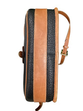 Load image into Gallery viewer, dooney &amp; bourke Purse