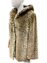Load image into Gallery viewer, Size L/XL Animal Print Coat