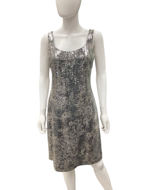 kay unger silver dress kay unger Size 6 SILVER Dress