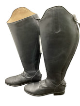 Load image into Gallery viewer, DOVER Saddlery Size 8 Black Boots