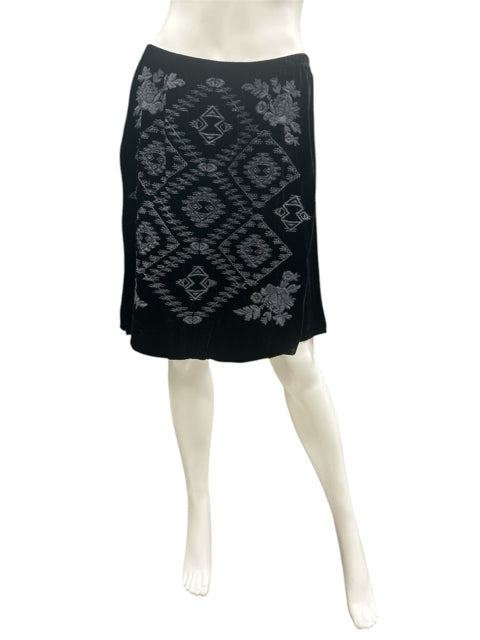 johnny was collection Size Large Black & Charcoal Skirt