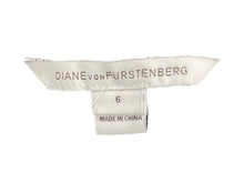 Load image into Gallery viewer, Diane Von Furstenberg Size Small Black &amp; Gold Top