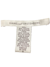 Load image into Gallery viewer, Dian Von Furstenberg Size 6 Black &amp; Off White Dress