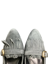 Load image into Gallery viewer, Manolo blahnik Size 10/10.5 Blue Shoes