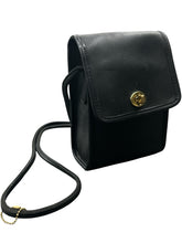 Load image into Gallery viewer, Coach Black Wallet