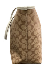 Load image into Gallery viewer, Coach Purse
