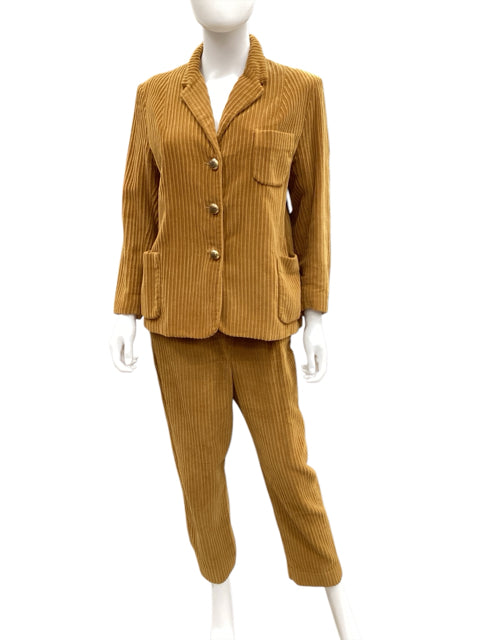 Saks 5th Ave Size Small Mustard 2 piece