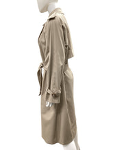 Load image into Gallery viewer, BURBERRY Size X-Large Beige Coat