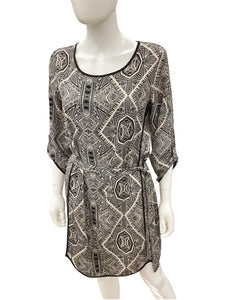 skies are blue Size Medium Black & Beige Dress