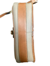 Load image into Gallery viewer, dooney &amp; bourke Beige Purse