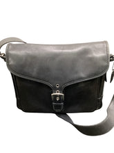 Load image into Gallery viewer, Coach Black Purse