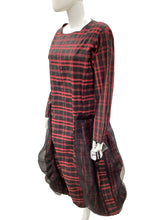 Load image into Gallery viewer, Heydori Size Medium Black &amp; Red Dress