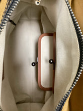 Load image into Gallery viewer, Coach Black Purse