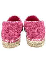 Load image into Gallery viewer, CHANEL Size 8 Pink Shoes