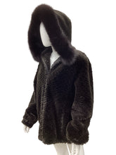 Load image into Gallery viewer, gallery Size Medium Brown &amp; Black Coat