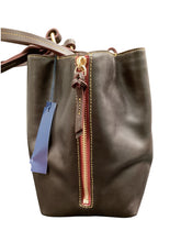 Load image into Gallery viewer, dooney &amp; bourke chocolate Purse