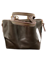 Load image into Gallery viewer, dooney &amp; bourke chocolate Purse