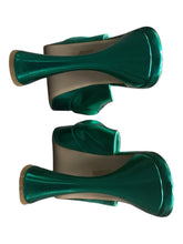 Load image into Gallery viewer, Jeffrey Campbell Size 9 Green Shoes