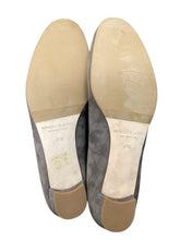 Load image into Gallery viewer, Manolo blahnik Size 10/10.5 Brown Shoes