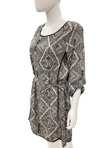 skies are blue Size Medium Black & Beige Dress