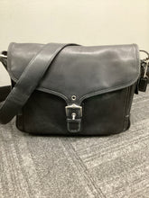 Load image into Gallery viewer, Coach Black Purse
