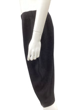 Load image into Gallery viewer, St John Size 12 Black Skirt