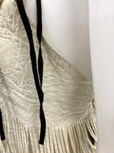 Load image into Gallery viewer, Ivory Vest