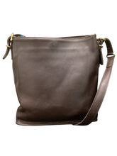Load image into Gallery viewer, Coach Brown Purse